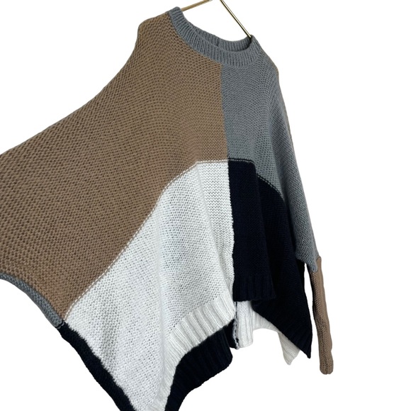 NWT Wooden Ships by Paola Buendia Oversized Boxy Soft Knit Colorblock Sweater - Picture 3 of 16